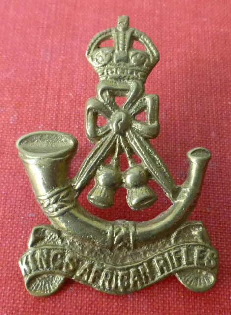 BRITISH COLONIAL AFRICA ARMY KINGS AFRICAN RIFLES 50mm KC CAST BRASS CAP BADGE