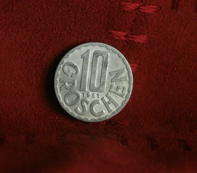 Austria 10 Groschen 1961 World Coin KM2878 Imperial Eagle Austrian Shield Nice