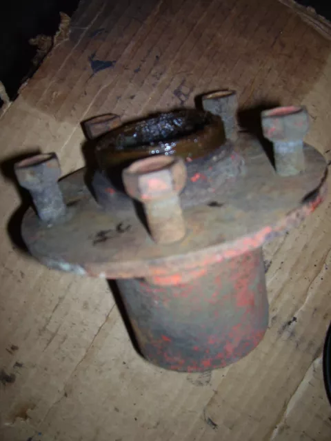 Vintage  Allis Chalmers  B Tractor - Front Hub & Wheel Studs