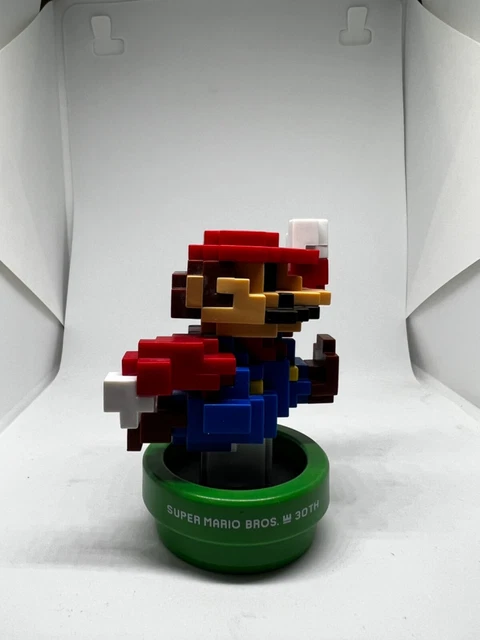 SUPER MARIO BROS Modern Color 8 Bit Mario Amiibo Figure 30th super-mario-bros-modern-color-8-bit-mario-amiibo-figure-30th