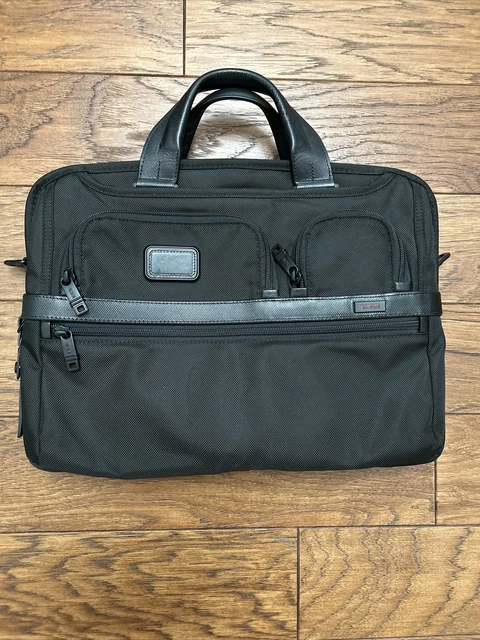 Tumi Alpha 2 15 inch Laptop Briefcase - Black