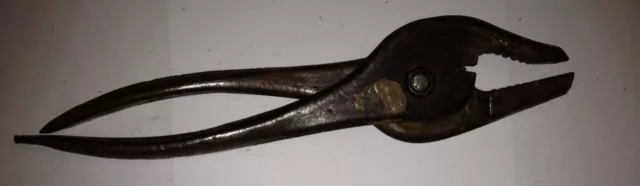 Vintage Bridgeport Hardware Manufacturing PLIERS 7"