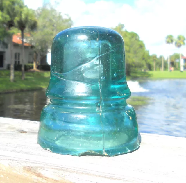 NICE AQUA CD 742 MTCO THREADLESS GLASS INSULATOR w/ LARGE BUBBLE