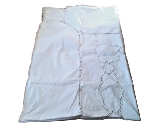 Tablecloth Hand embroidered crochet white 12 serviettes 170x 250 cm
