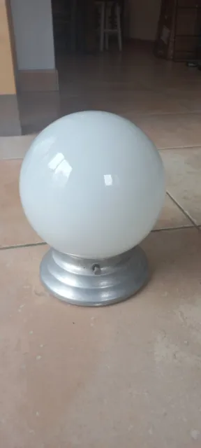 Ancien Plafonnier Boule Verre Globe Opaline blanche Vintage Lampe 1950