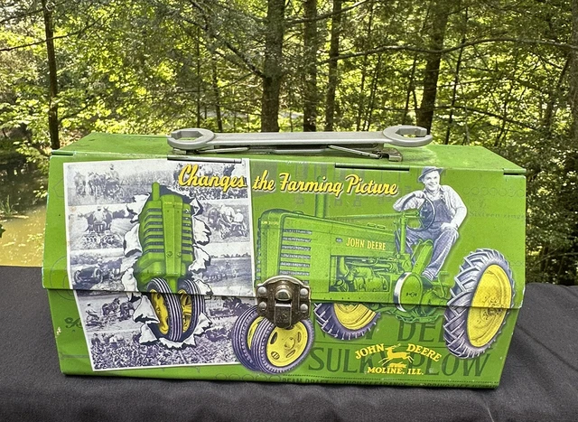 John Deere Tin Lunch Box With Double Hinged Lid & Plastic Wrench Handle -S11