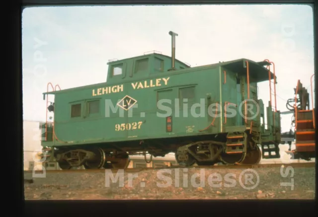 Duplicate Slide LV Lehigh Valley Green Paint Caboose 95027