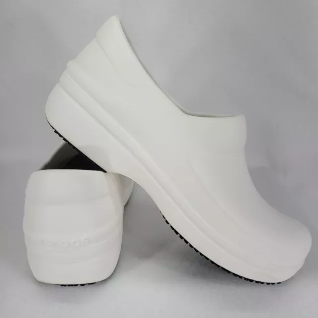 Crocs Womens Size 8 Neria Pro White Croslite Slip Resistant Clogs Nursing Shoes