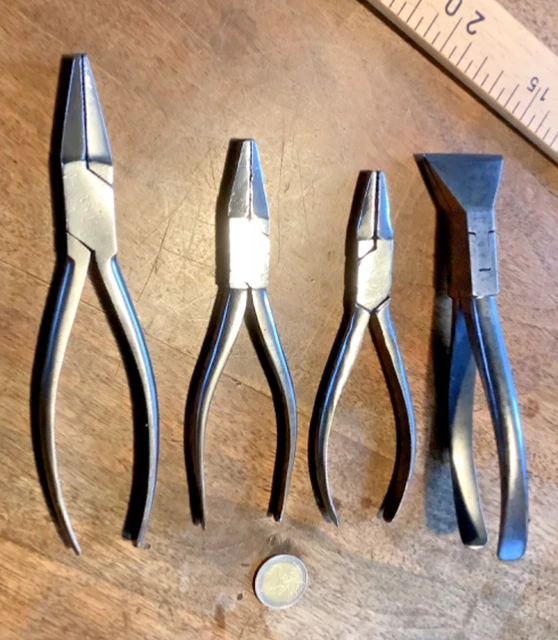 Lot D'outils Anciens - Petites Pinces Et Divers - Vintage Collection