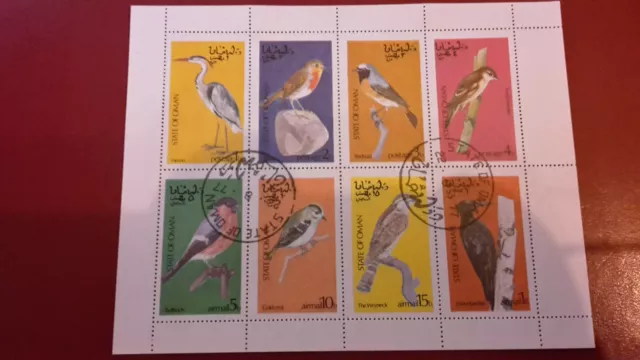 Kleinbogen mit 8 Briefmarken Vögel Oman °