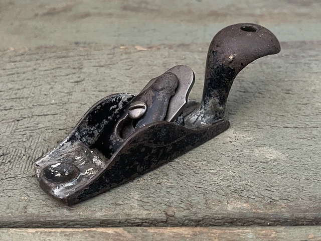 Vintage UNION TOOL Co. No.100 Squirrel Tail Block Finger Plane Made in USA