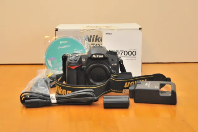 Nikon D7000 16.2 MP DSLR Digital Camera Body Only shutter count 40,426