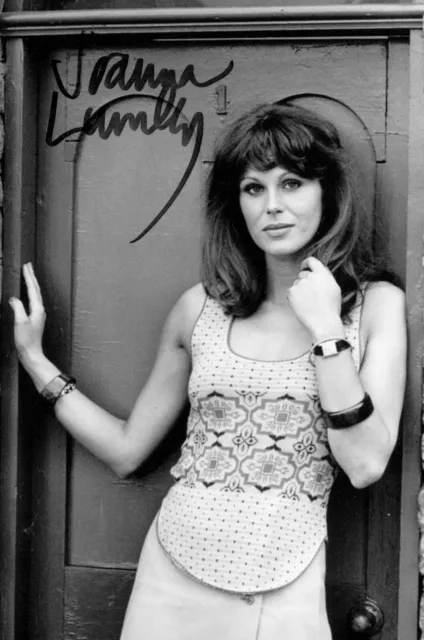 Joanna Lumley Signed 6x4 Photo Coronation Street New Avengers Autograph + COA