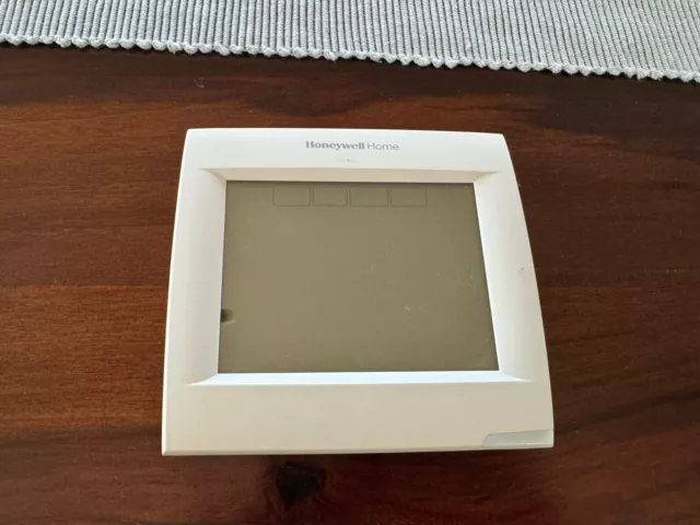 Honeywell VisionPRO 8000 with RedLINK Programmable Thermostat (TH8321R1001)