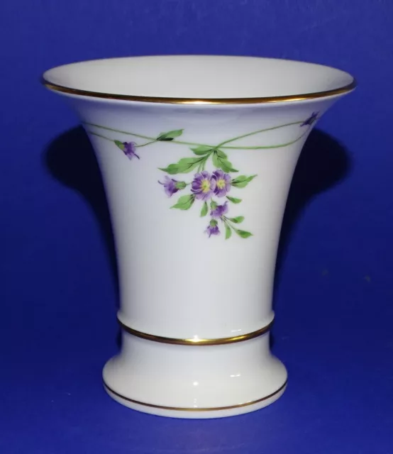 HEREND HVNGARY Porzellan - Vase - Trichtervase Blumen &Goldrand Dekor