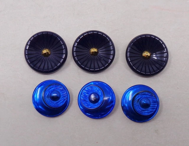 Lot De 28 Boutons Anciens En Tissu - Mercerie Vintage