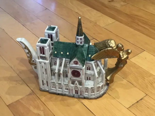 Fitz & Floyd Places of Worship - Notre Dame Cathedral Ceramic Tea Pot 584/7500