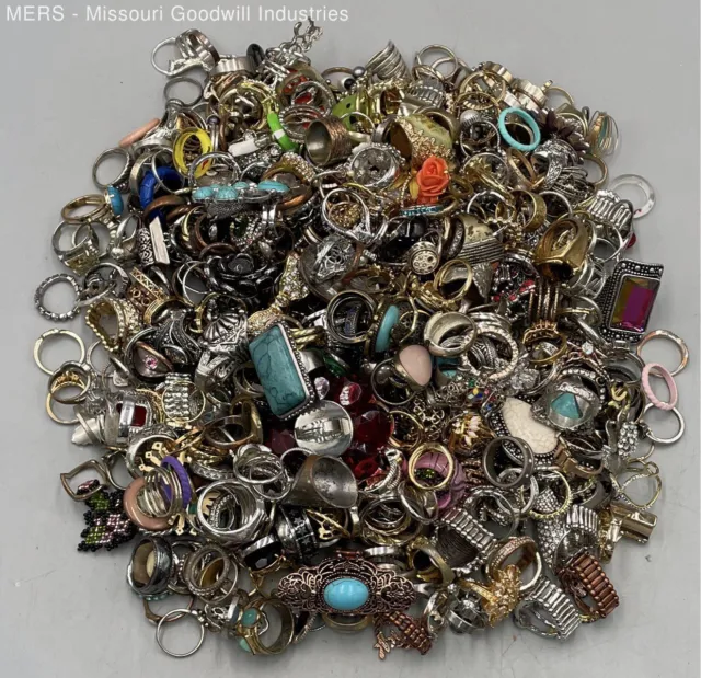 Lot of Fashion Rings Mixed Metals - 6 Pounds