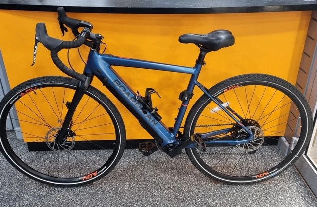 BOARDMAN BBL ADV 8.9e SM 51.5cm Electric Bike. Blue COLLECTION