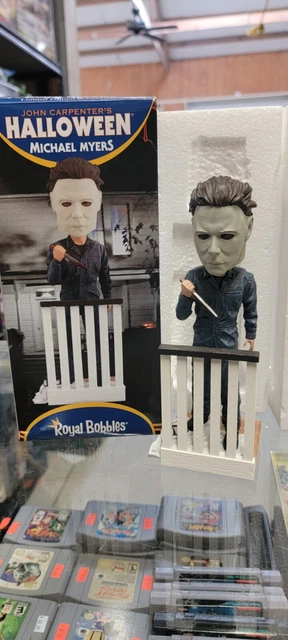 Royal Bobbles Michael Myers Bobblehead from 1978 Halloween Movie John Carpenter