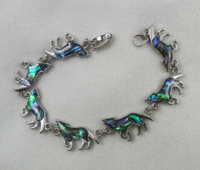 Bracelet for wolf lovers silver tone 7 wolf links shell inserts 7.5 inches VGC