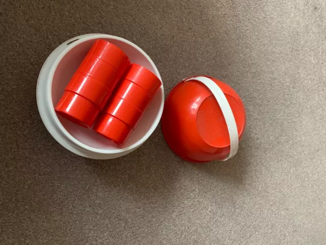 Retro Rodex orange ball  plastic picnic set in good condition  3