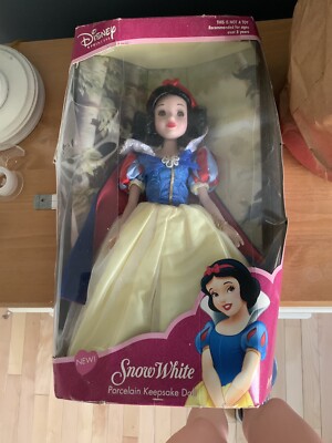 Disney Princess Snow White Porcelain 16