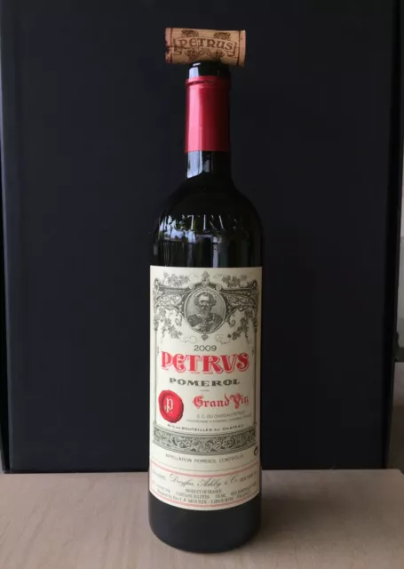 100-pt CHATEAU PETRUS POMEROL 2009 EMPTY RED WINE BOTTLE + CORK BORDEAUX FRANCE