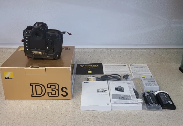 Nikon D D3S 12.1 MP Digital SLR Camera - Black (Body Only)