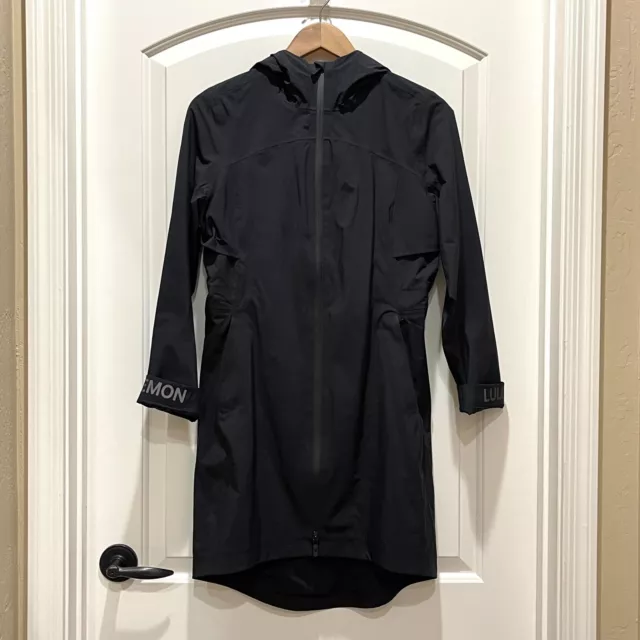 Lululemon Jacket RARE Windbreaker Rain, Run Hooded Jacket Women's Size 2  Black