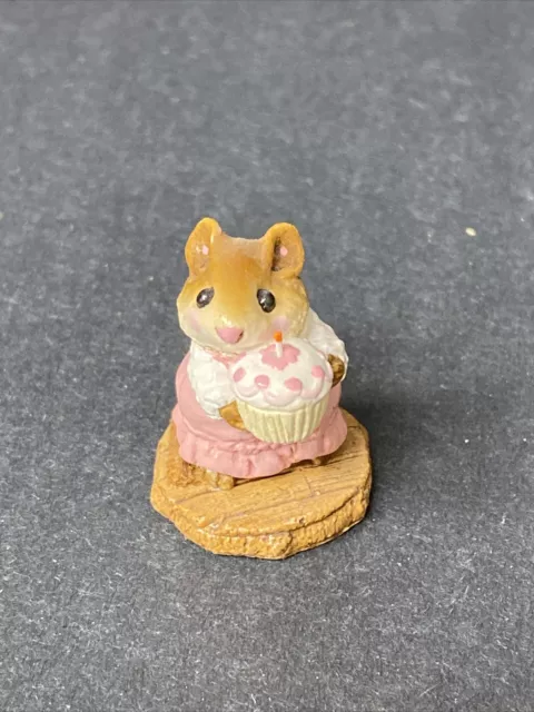 Wee Forest Folk Mouse Cupcake M-98 William Petersen 1983 Pink Girl