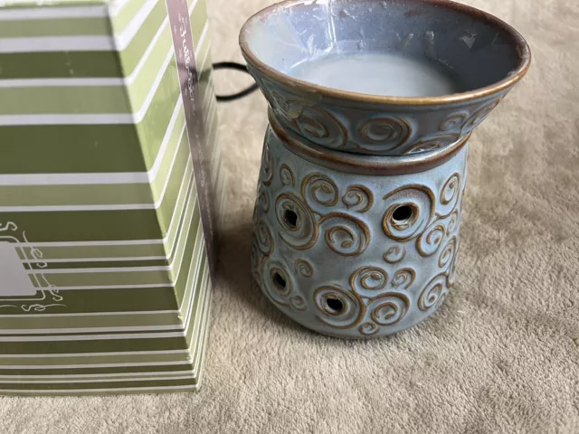 Scentsy Lisbon Swirl Full Sized Round Scented Wax Warmer Blue Brown Retired EUC 2