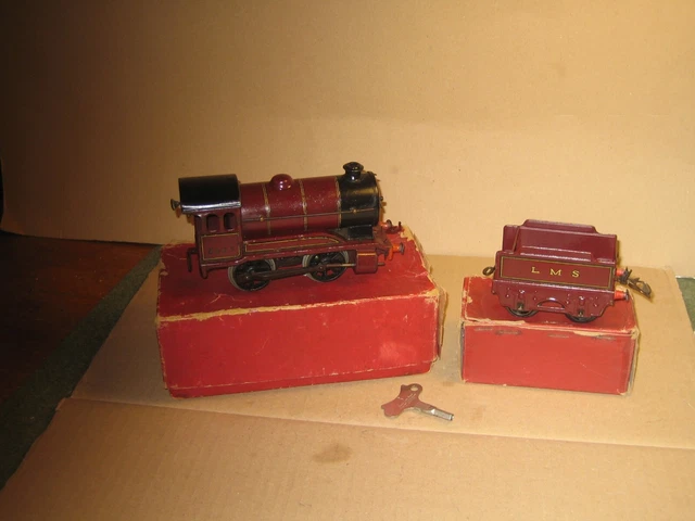 RARE! HORNBY O/0 LOCOMOTIVE OVA A VAPEUR