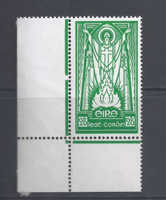IRELAND 1943  2s.6d. EMERALD-GREEN ON ORDINARY PAPER MINT NEVER HINGED  SG 123