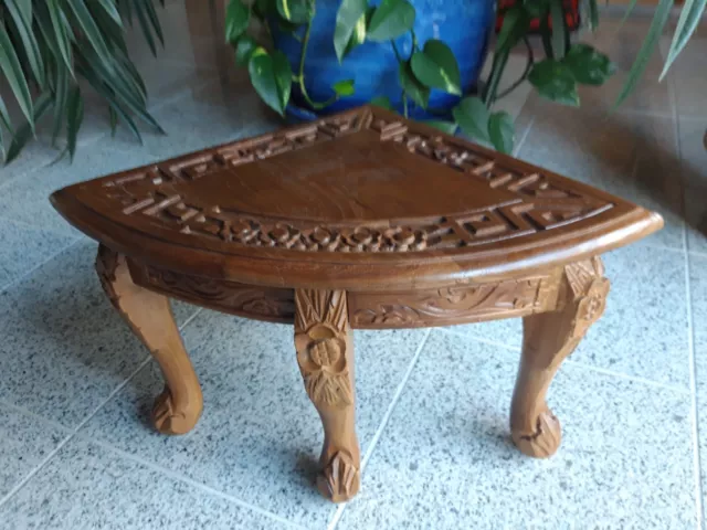 Opium Hocker Ecktisch geschnitzt Teakholz Ornament Unikat  Relax  Bali Möbel