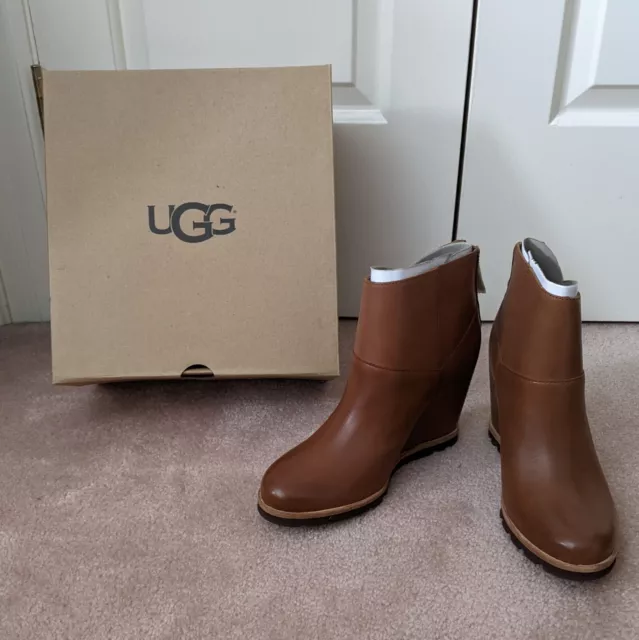 Ugg Amal Wedge Bootie BNIB Brand New Never WornWomen's size 7.5