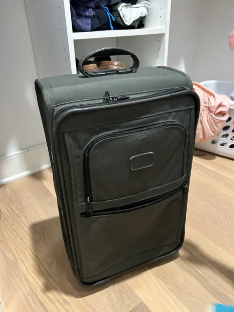 Tumi USA ~ Dark Green Ballistic Nylon 22" Wheeled Carry-On Suitcase ~ 2243M3
