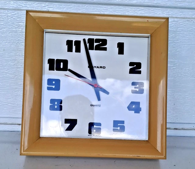 Neuf ! Montre Festina Sport Tendance Date Bande Métal Analogique 5atm Neuf ! Montre Festina Sport Tendance Date Bande Métal Analogique 5atm