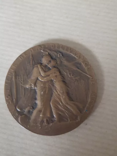 médaille de table en bronze souvenir de la délivrance de metz