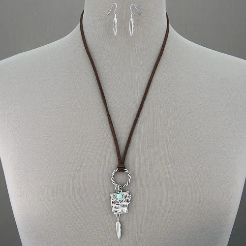 Long Brown Suede Arkansas State Hammered Feather Pendant Necklace With Earrings