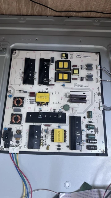 Carte Mère (main Board) Pour TV Hisense H55M3300 - Référence 196550 - Occasion Bon état