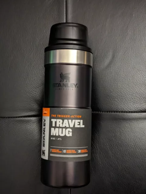 Stanley Trigger-Action Travel Mug 0.47L/16Oz. Matte Charcoal Glow Grey