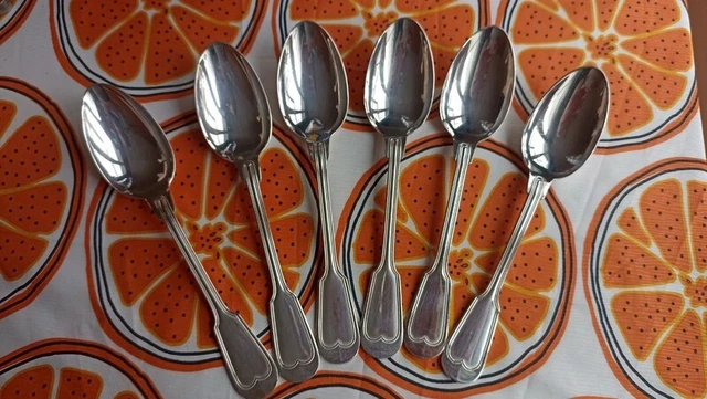 12 Cuillères à Soupe Ercuis Modèle Carthage – Métal Argenté Plaqué, Présentées En écrin – Occasion