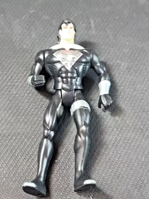 1995 DC Comics Superman Man of Steel Laser Superman (Black Suit) Kenner Figure