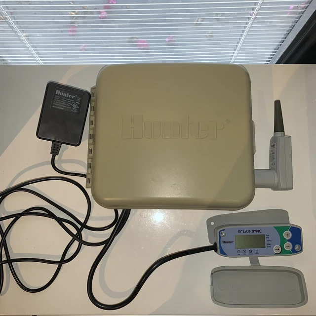 HUNTER PROC 6 Zone Irrigation Controller Hunter W/ Pc300i Sensor