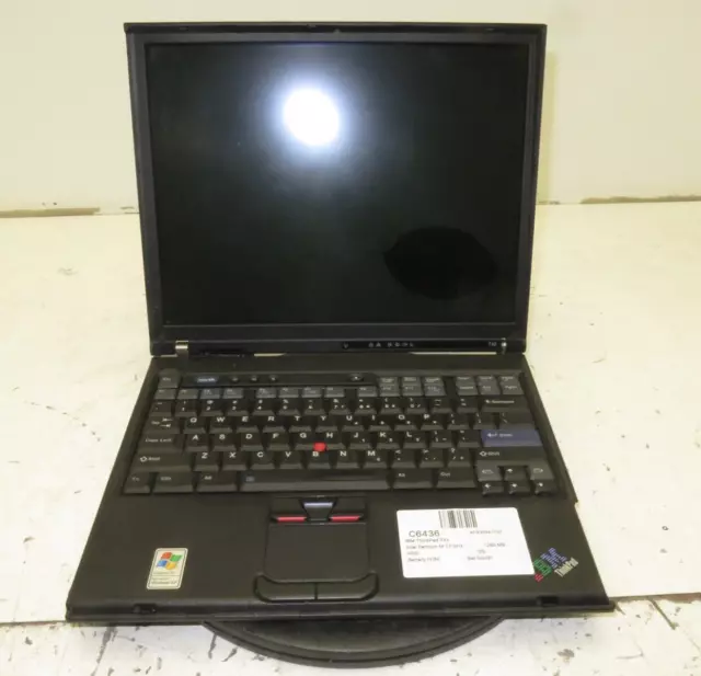 IBM ThinkPad T42 Laptop Intel Pentium M 1280MB Ram No HDD or Battery - Cracked