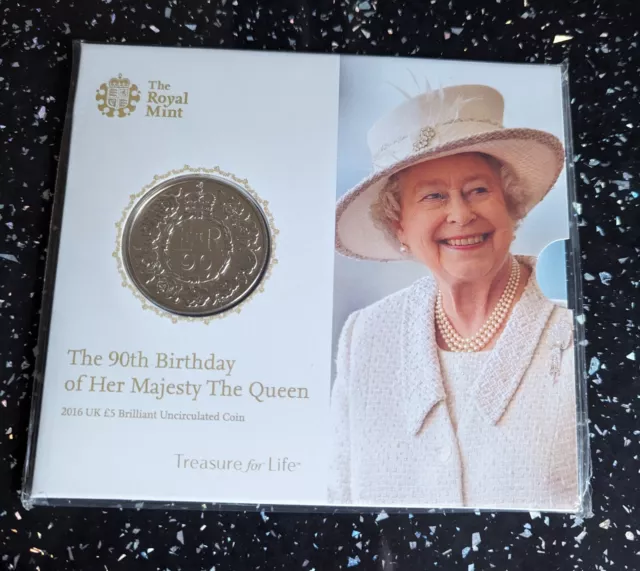 90th Birthday Her Majesty The Queen 2016 £5 Coin BUNC in Royal Mint Packaging