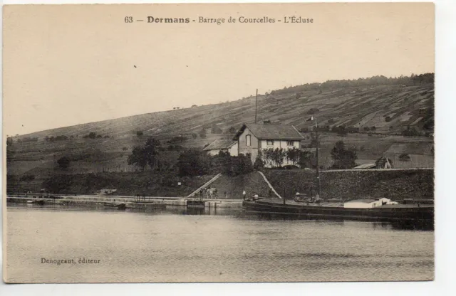 DORMANS - Marne - CPA 51 - péniche à l'écluse Barrage de Courcelles