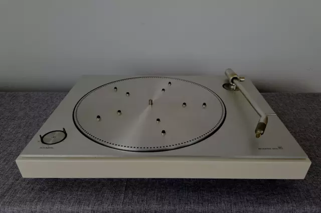 Bang & Olufsen Beogram 1203 Plattenspieler Turntable