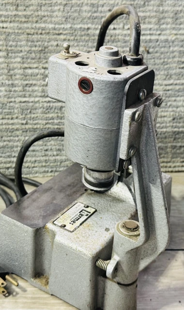 thumbnail image 2 of New Hermes Diamond Drag Engraver – 1-1/8" X 1/8", 120° Angle – Made In USA 2 of 6